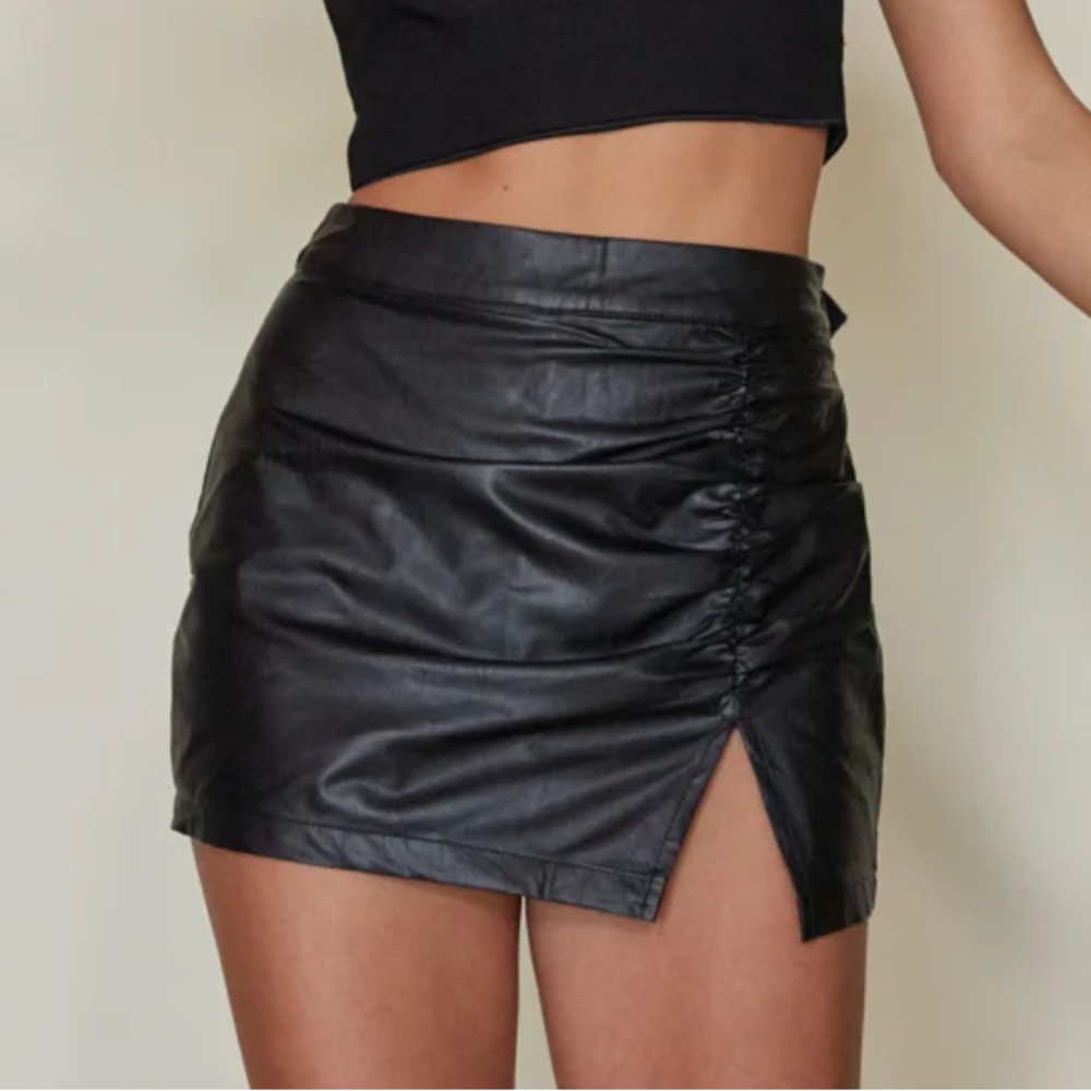 Leila Faux Leather Mini Skort